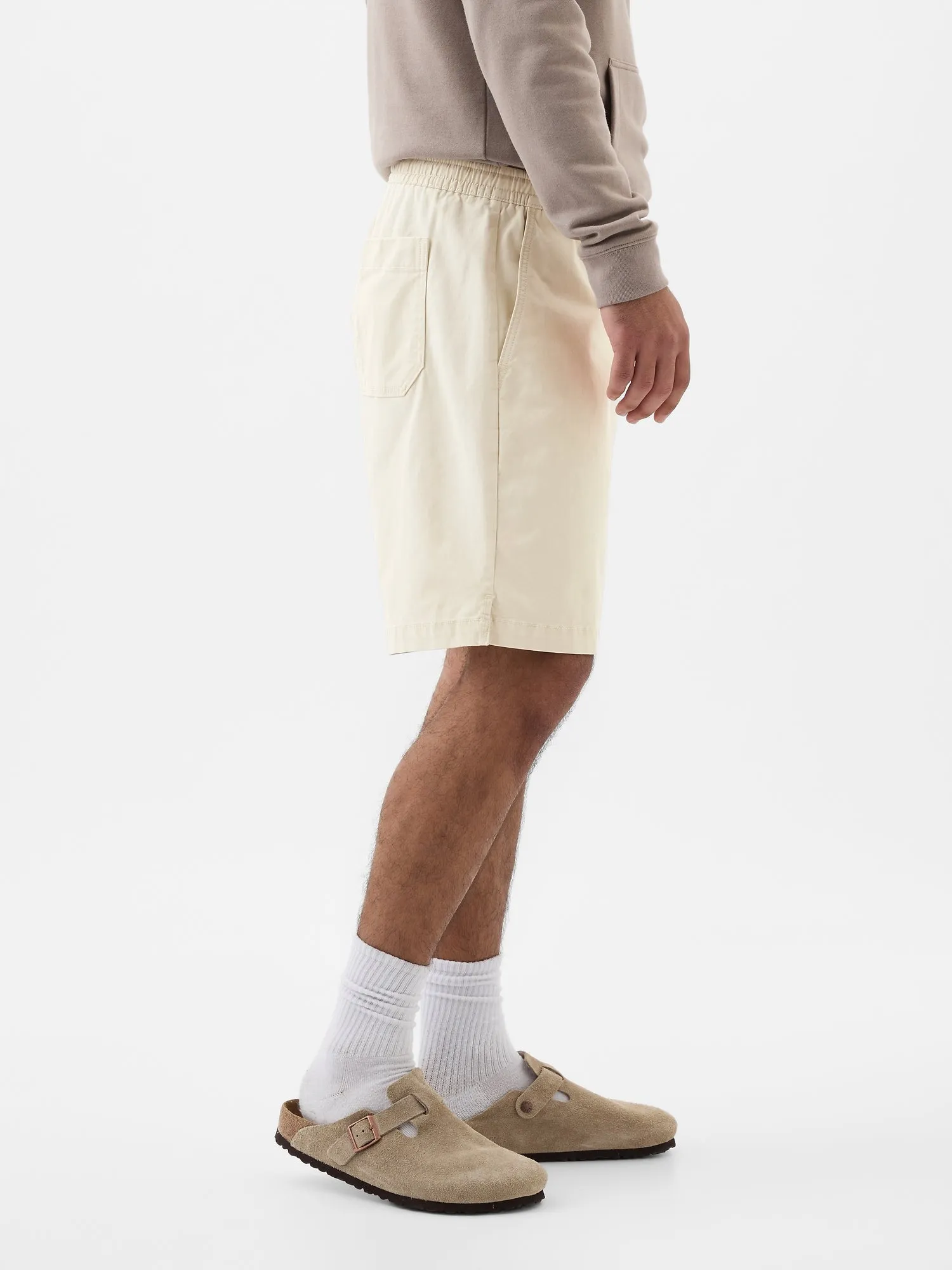 8" Essential Easy Shorts with Washwell