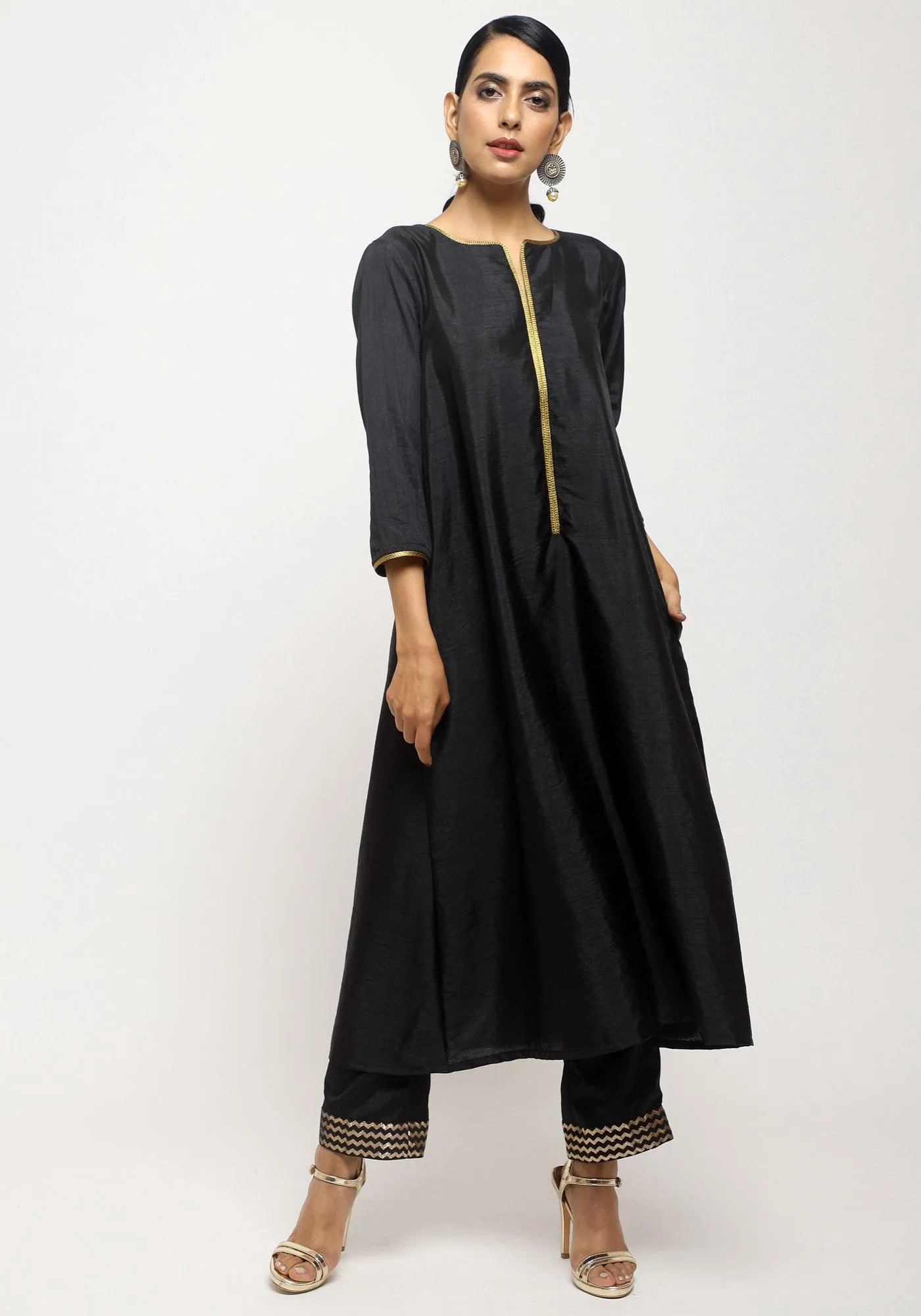 Black Laced Kurta- Foil Pant