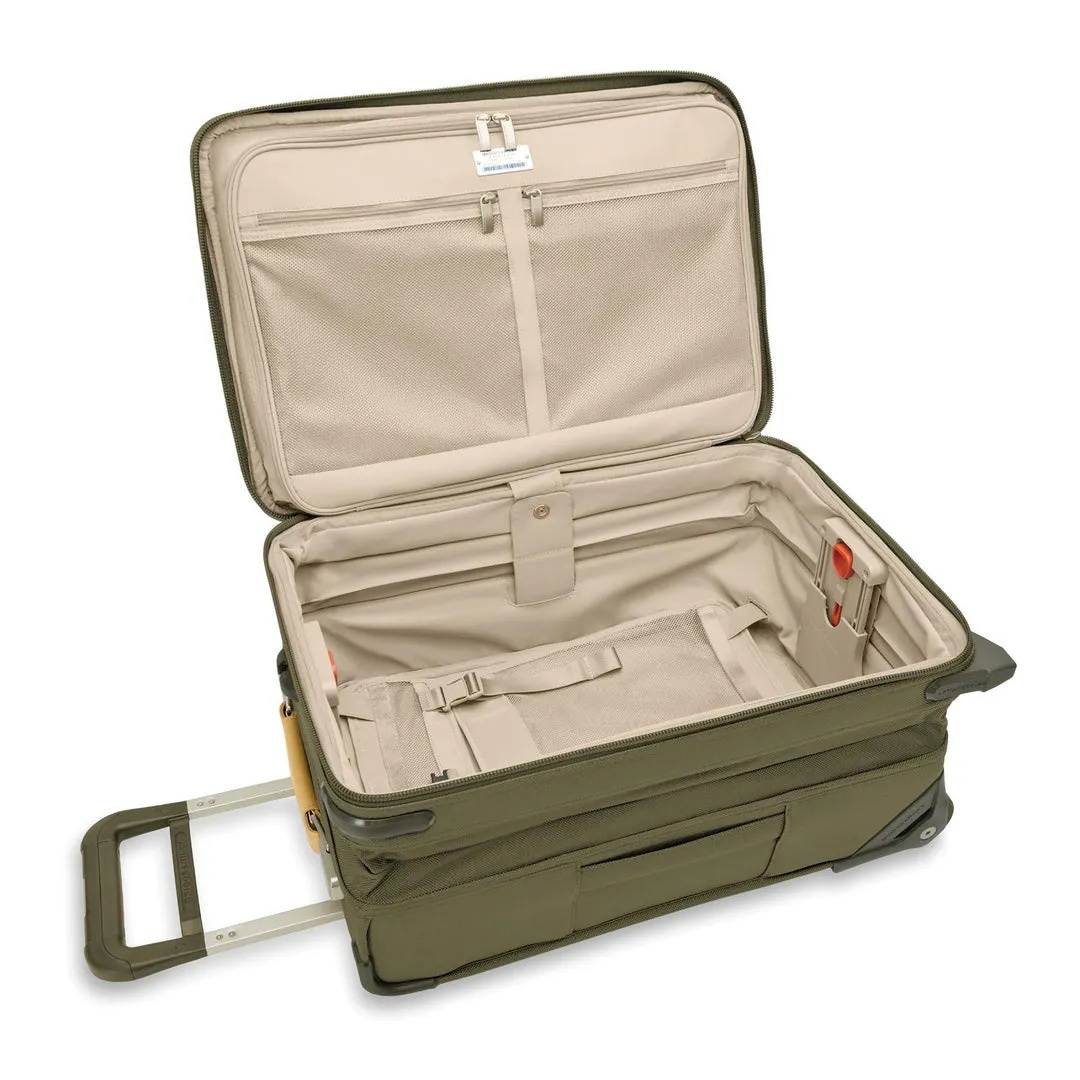 Briggs & Riley Baseline Essential 2-Wheel Carry-On