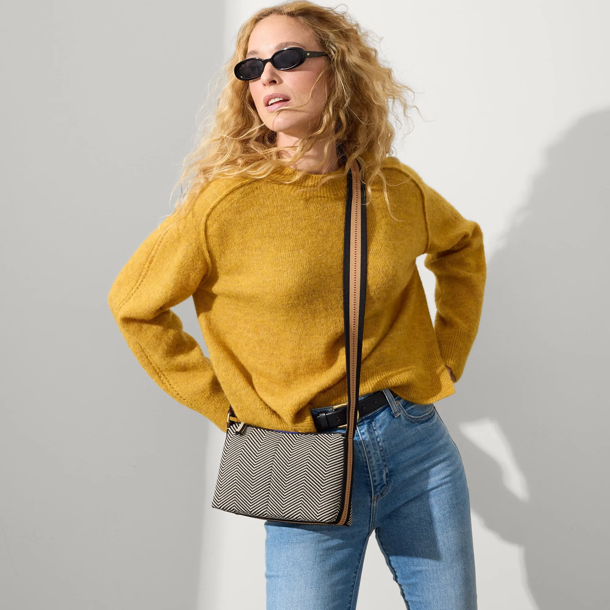 The Casual Crossbody - Dark Mist